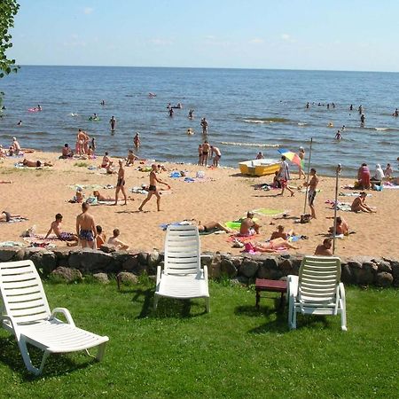 Hostel Laguun Калласте Экстерьер фото