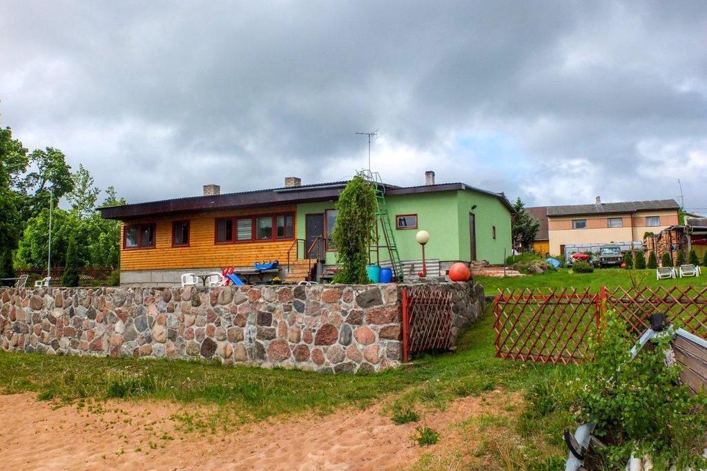Hostel Laguun Калласте Экстерьер фото