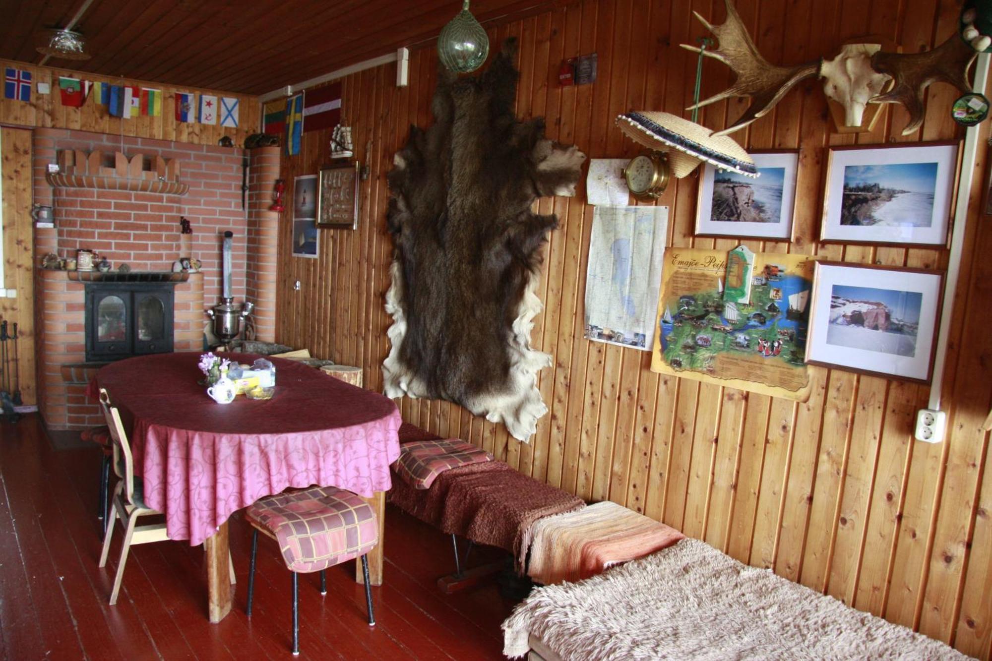 Hostel Laguun Калласте Экстерьер фото