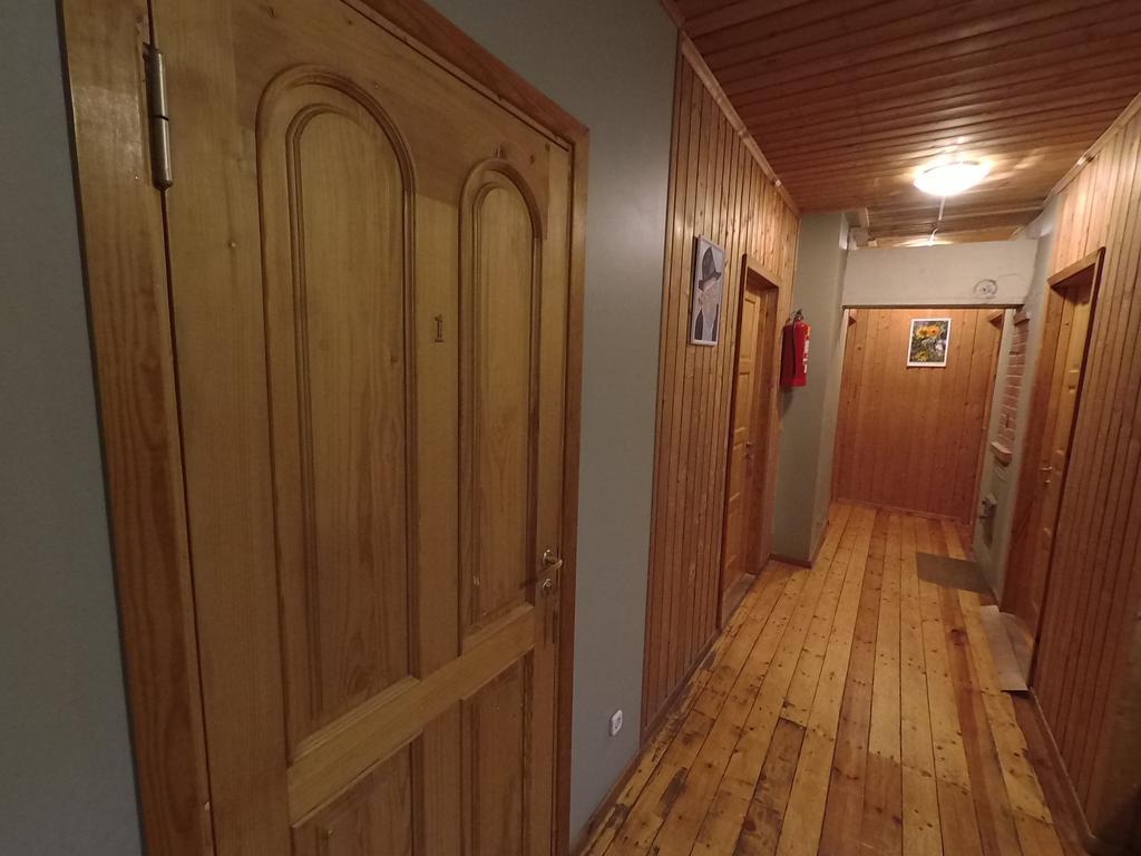 Hostel Laguun Калласте Экстерьер фото